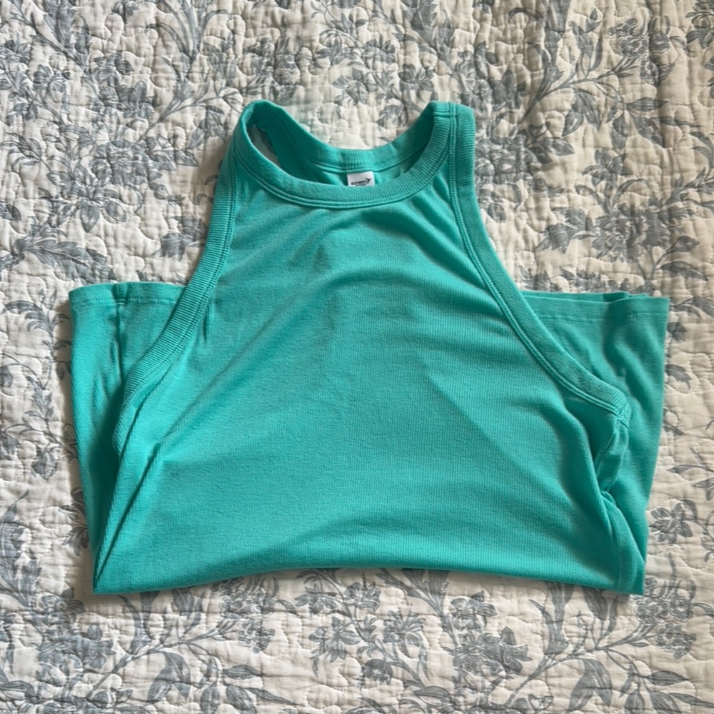 Old Navy Green Sleeveless Fitted Crop Tank Top